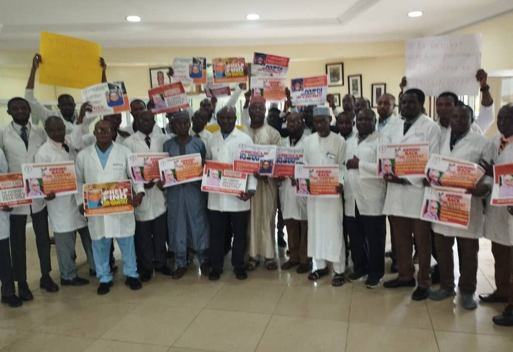 Likitoci sun gudanar da tattaki a Kano, sun bukaci a sako abokiyar aikinsu da akai garkuwa da ita